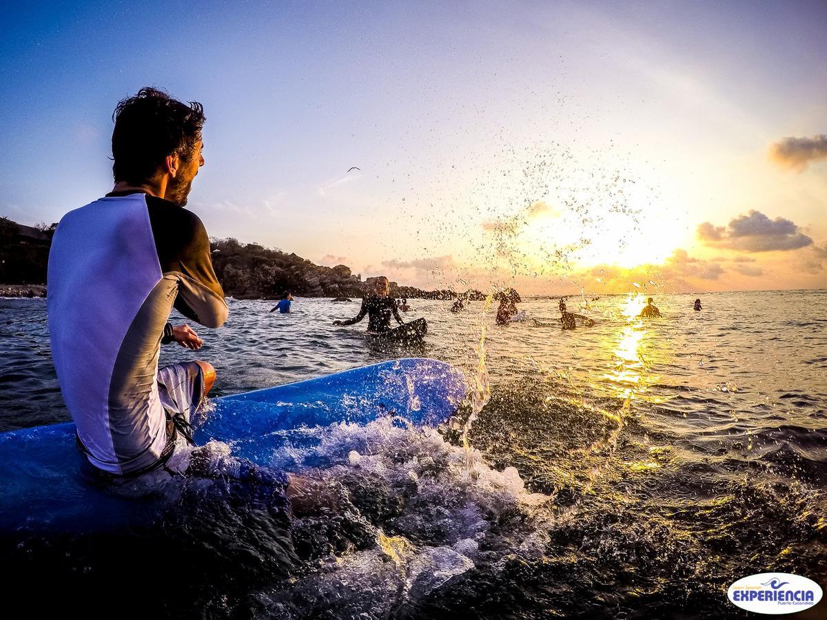 Хостел Experiencia Surf Camp Brisas de Zicatela Екстер'єр фото