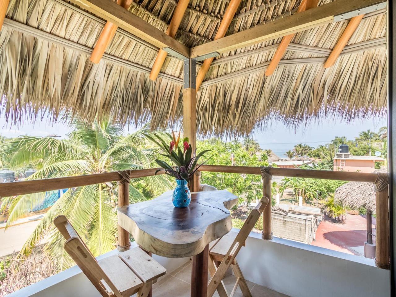 Хостел Experiencia Surf Camp Brisas de Zicatela Екстер'єр фото