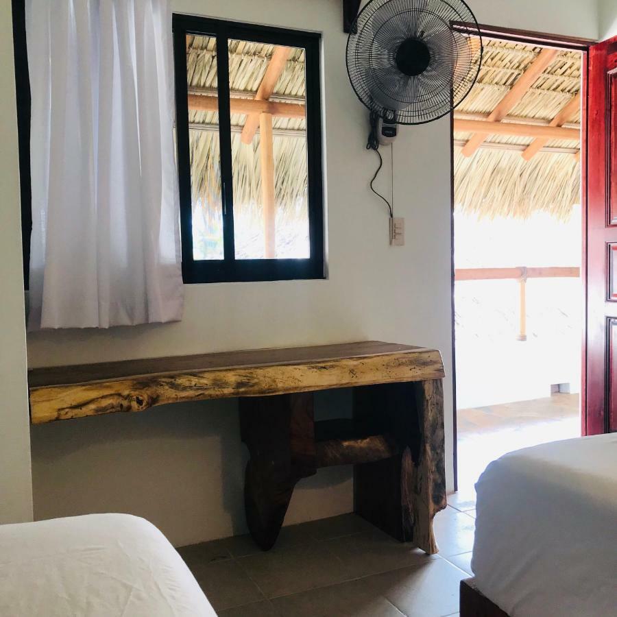 Хостел Experiencia Surf Camp Brisas de Zicatela Екстер'єр фото
