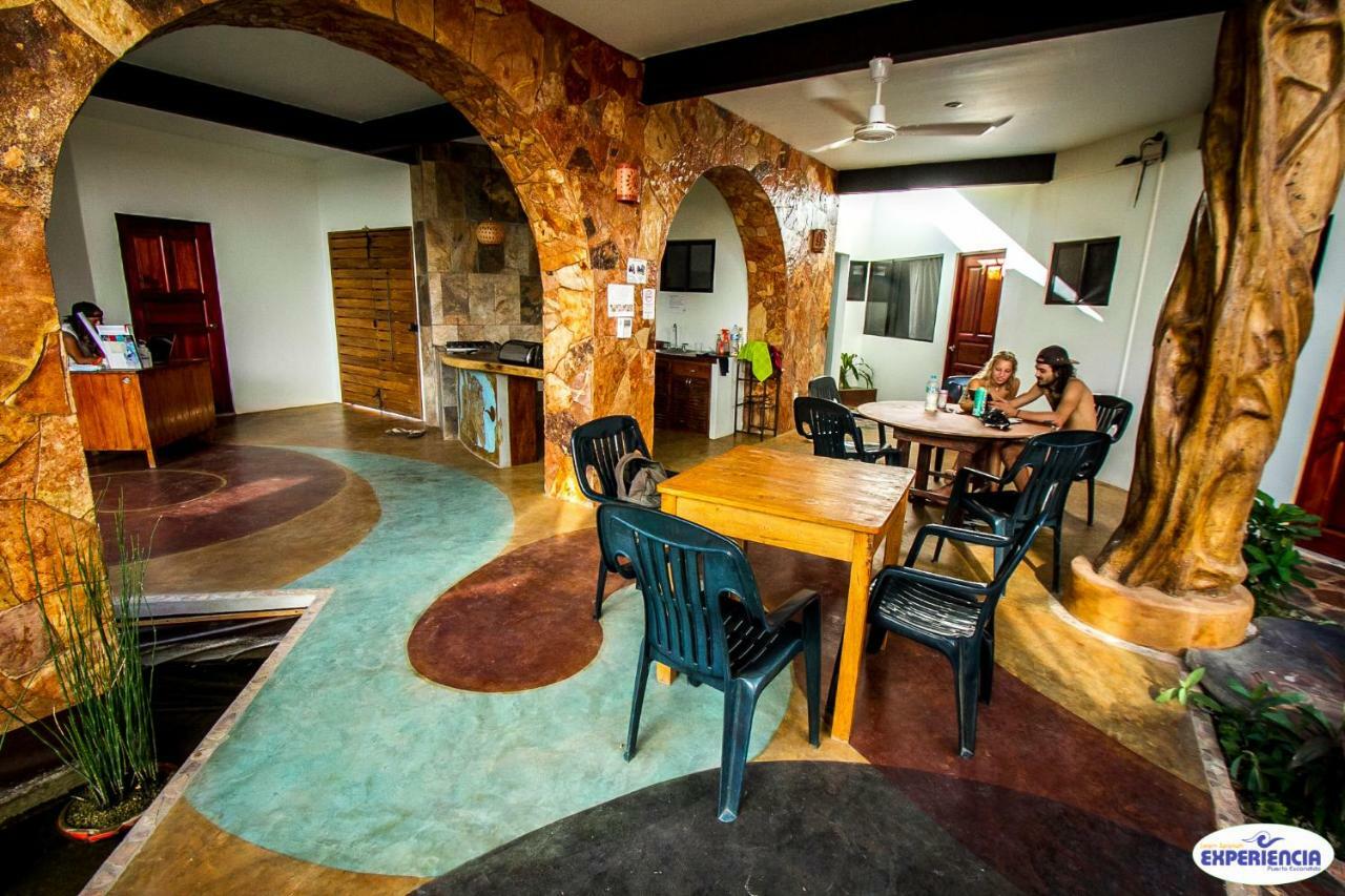Хостел Experiencia Surf Camp Brisas de Zicatela Екстер'єр фото