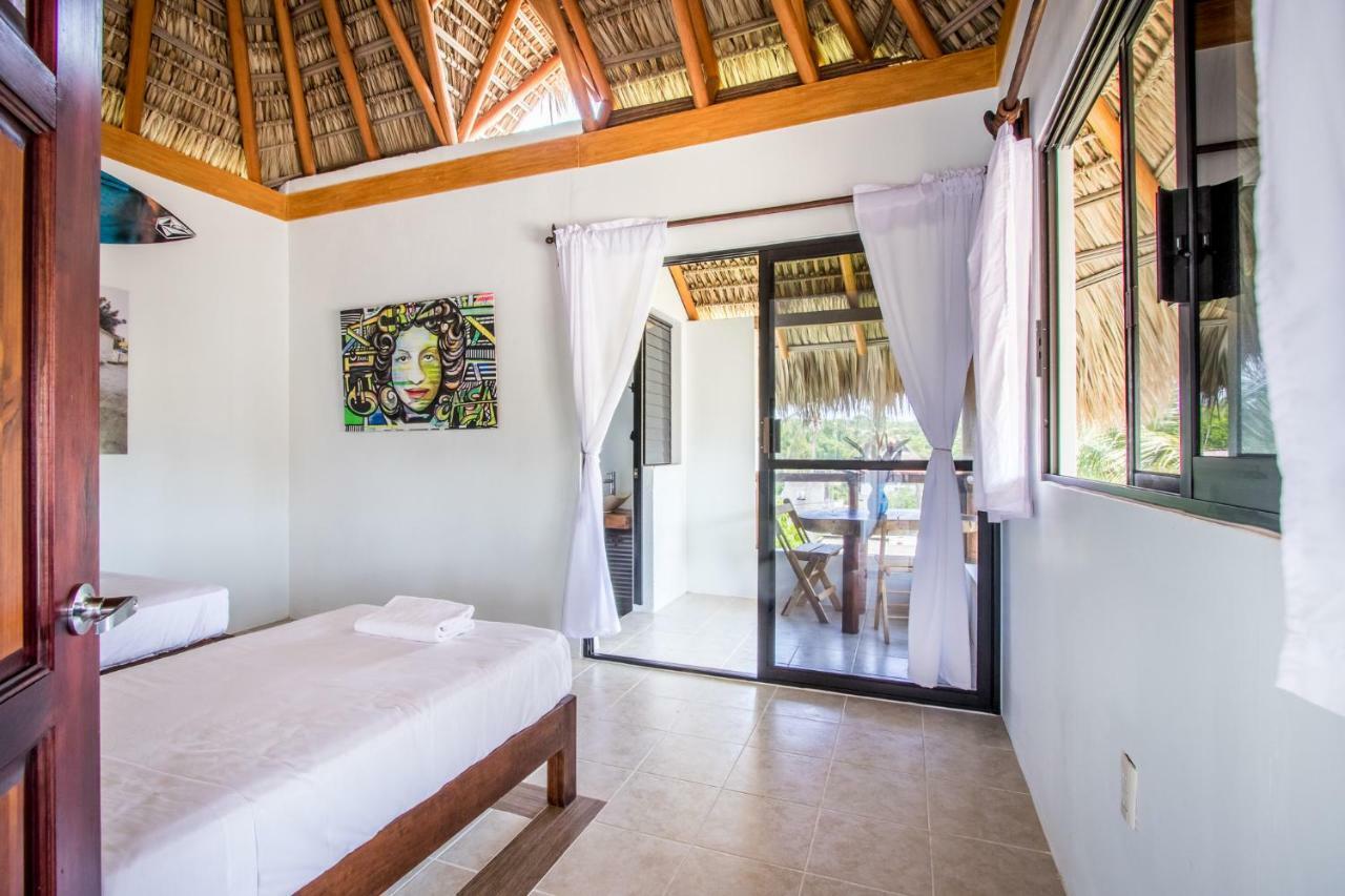 Хостел Experiencia Surf Camp Brisas de Zicatela Екстер'єр фото